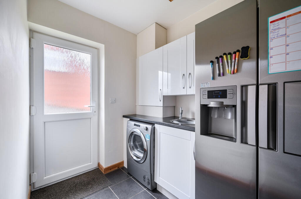 1304270-16-6841c8...