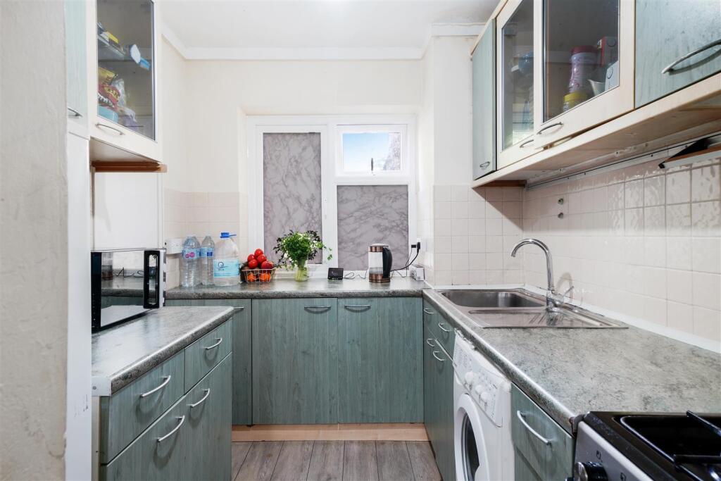 46 Albert Whicher House - dy6DKU5vRXtSaBPIvk3J.jpg