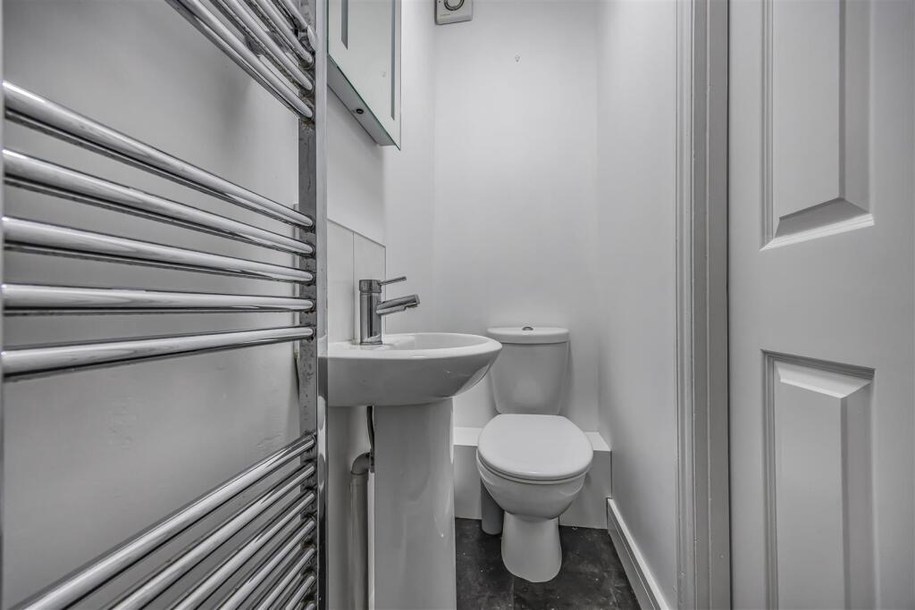 9 Belverdere Place, Petersfield-PorticoMarketing-N