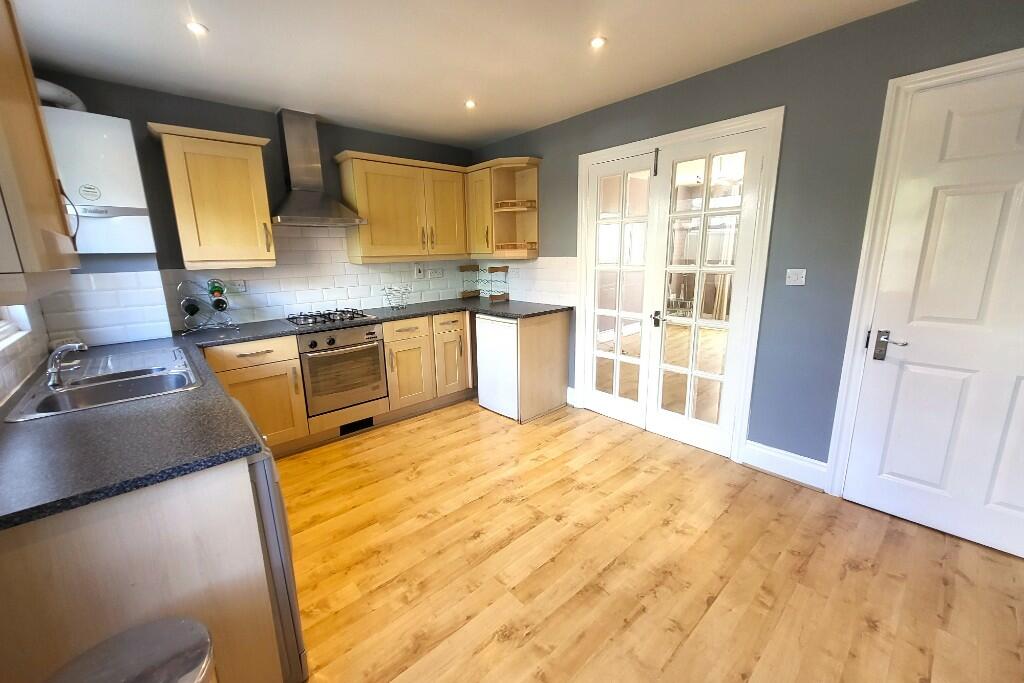 Kitchen &amp; Dining (3)