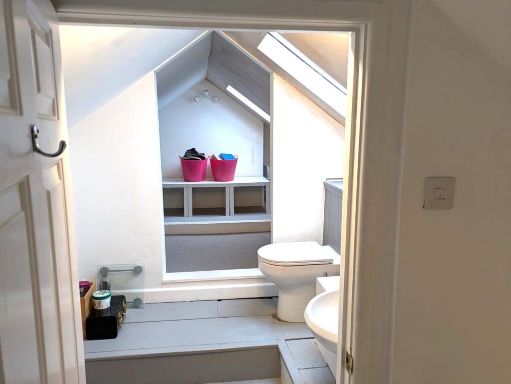 WhatsApp Image 2025-11-07 at 13.24.35_2c7821ff.jpg