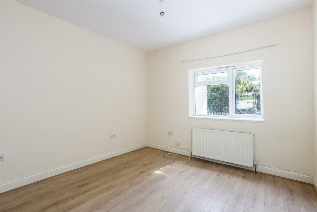 Flat 2 299019 19.jpg