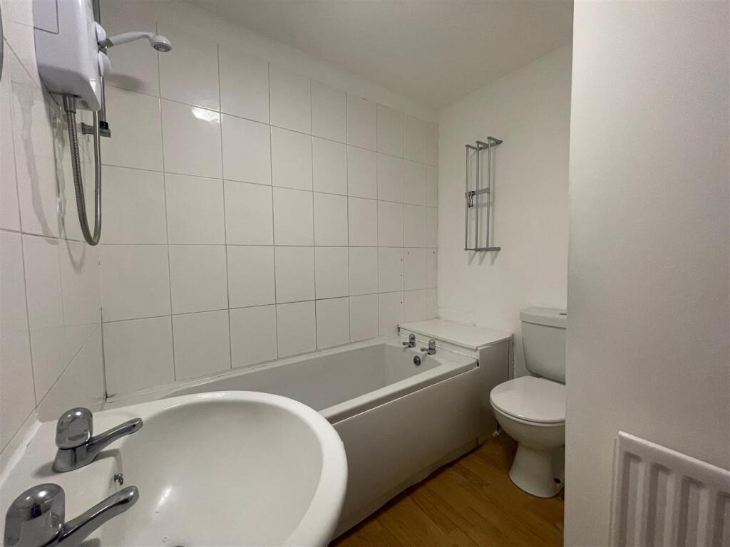 spring street 13.jpg