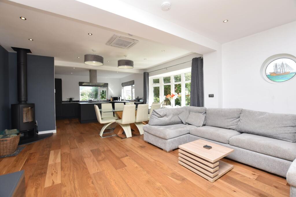 Open Plan Lounge/Diner/Kitchen