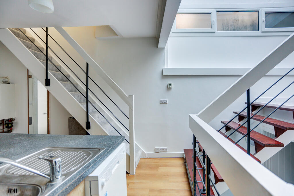 kitchenlivingareastairs