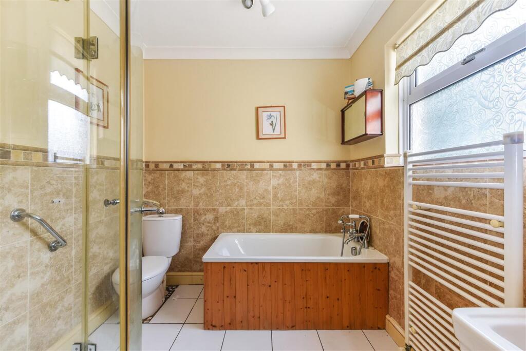 Downstairs Bathroom.jpg