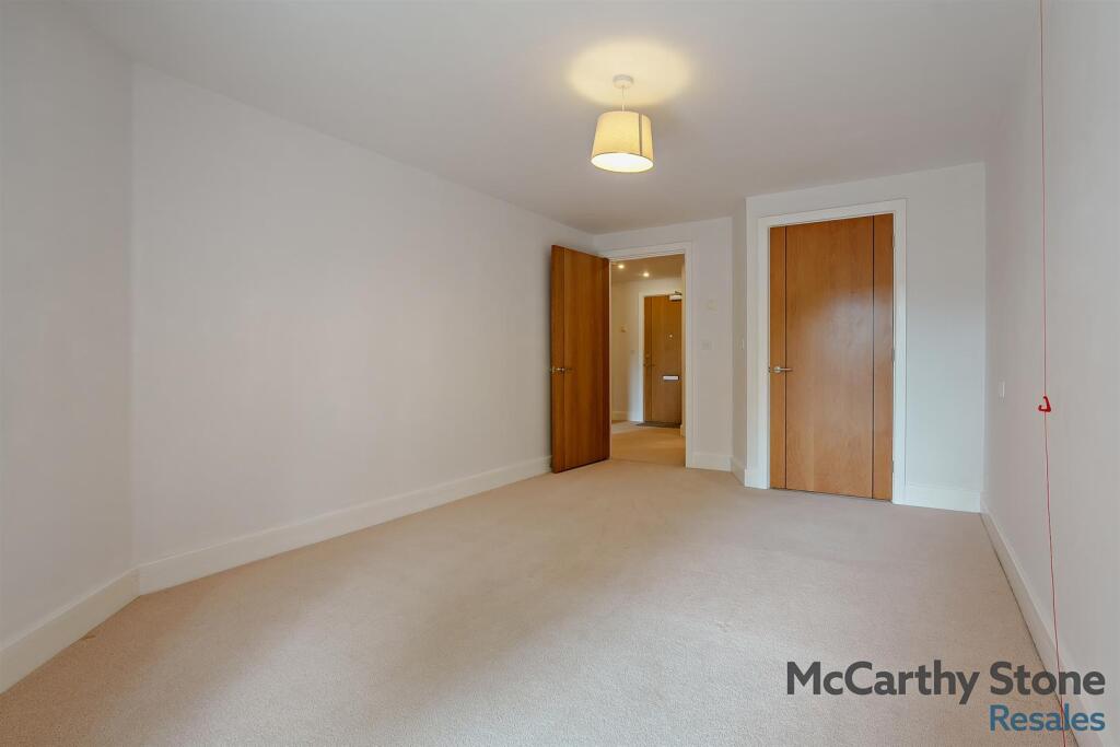 8662377-interior16-800.jpg