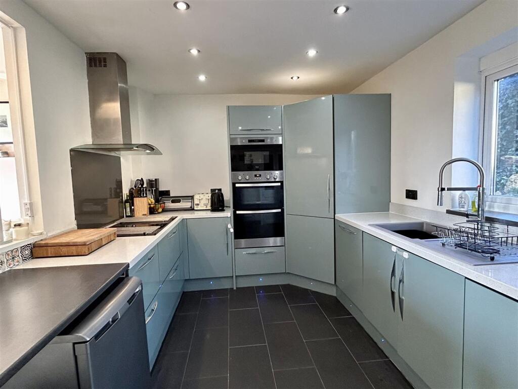 Kitchen Breakfast Room