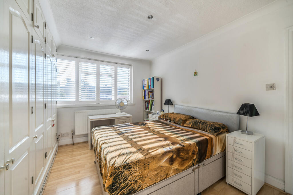 1357317-20-68cd8d...