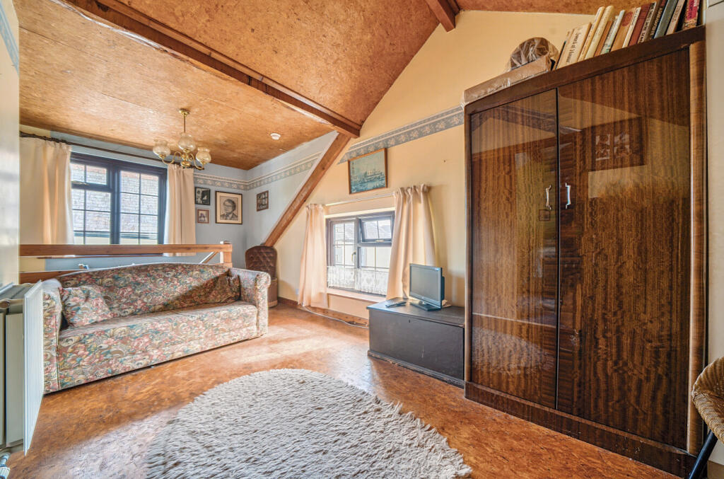 1300138-5-6837559...