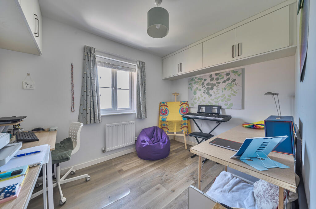 1316836-28-6862b0...