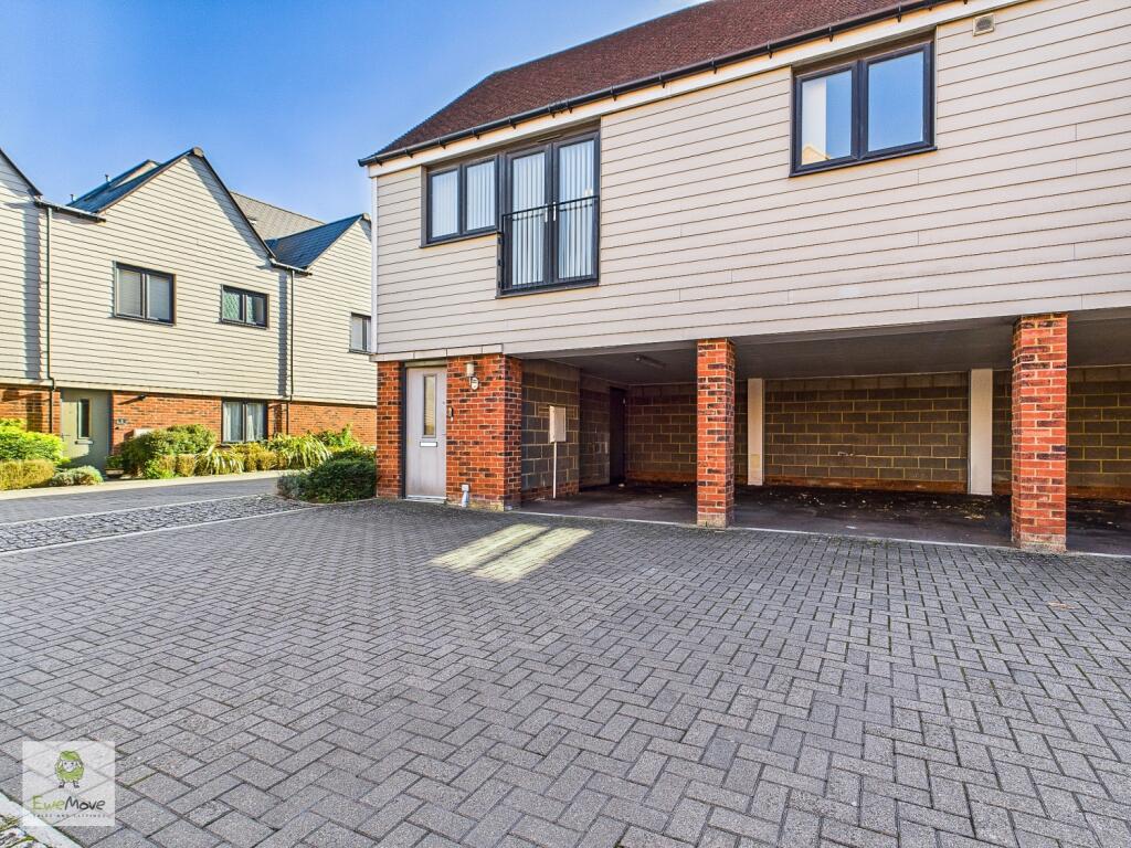 CAM02308G0-PR0221-STILL003-2