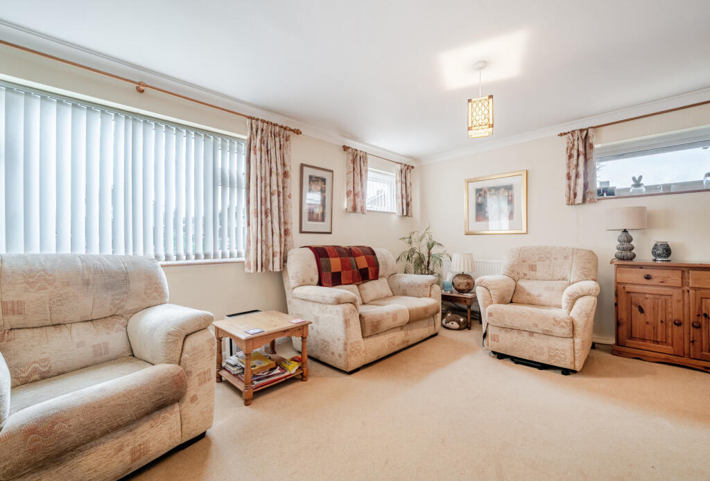 1384541-18-692871...