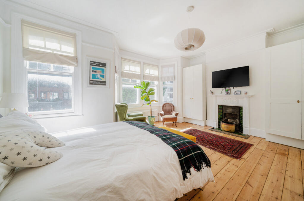 1307325-20-6852e0...