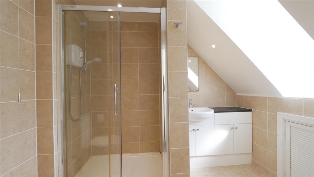 Ensuite shower room