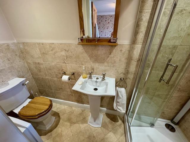 En Suite Shower Room