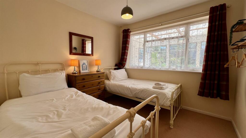 bed 3