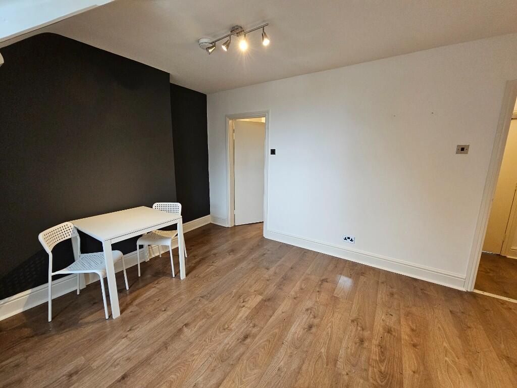 Similar Living Area