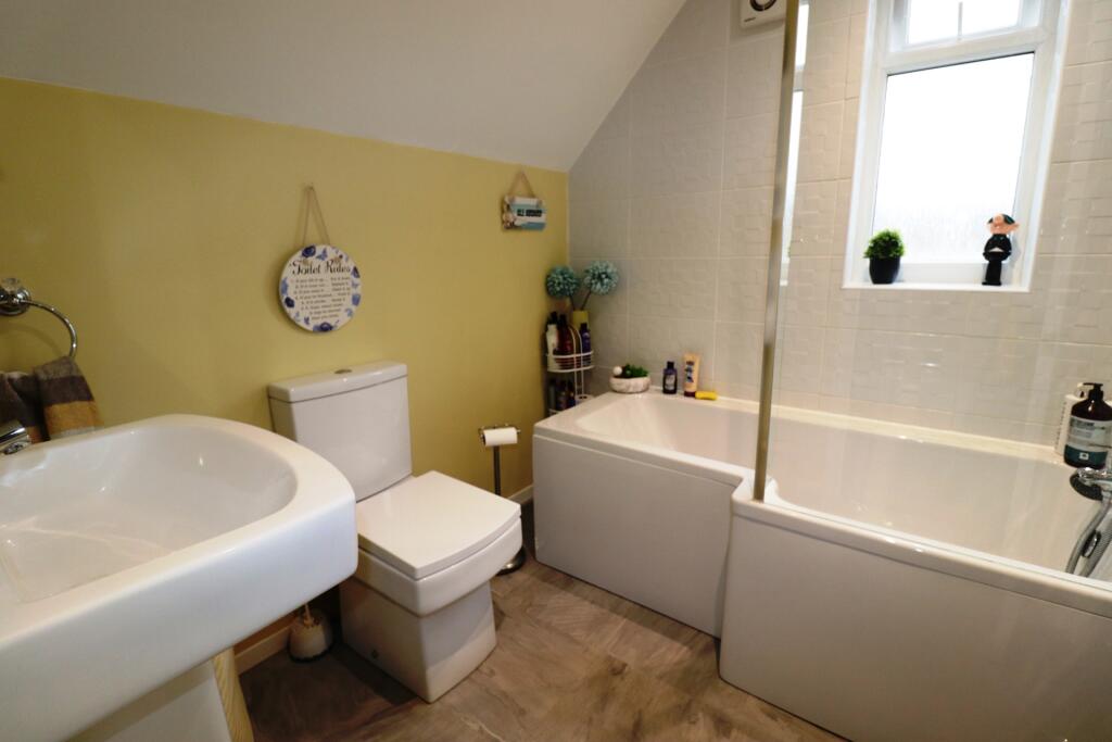 49 Knightscliffe Way