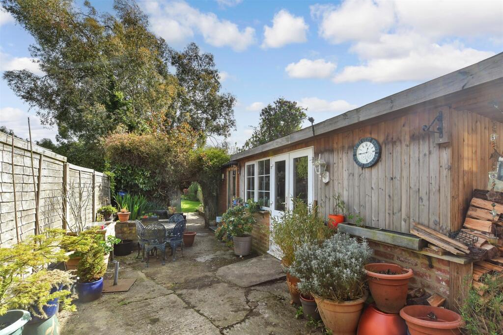 Workshop/Outbuildings