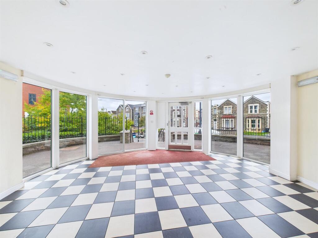 7 - Flat 99 The Maytrees.jpg