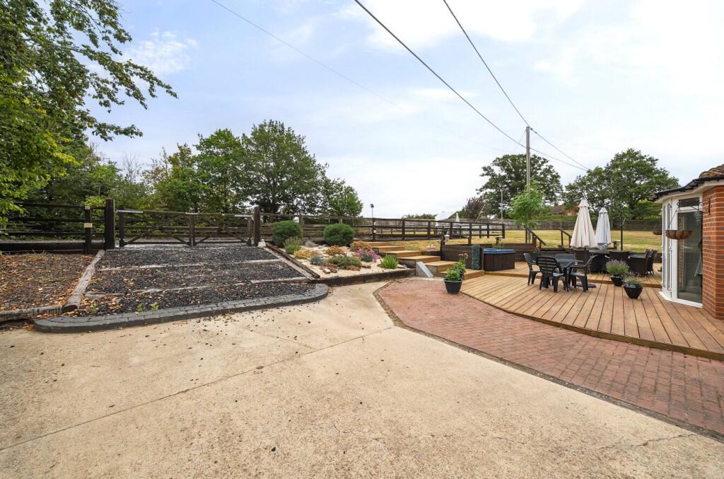 1336883-9-68a5c18...