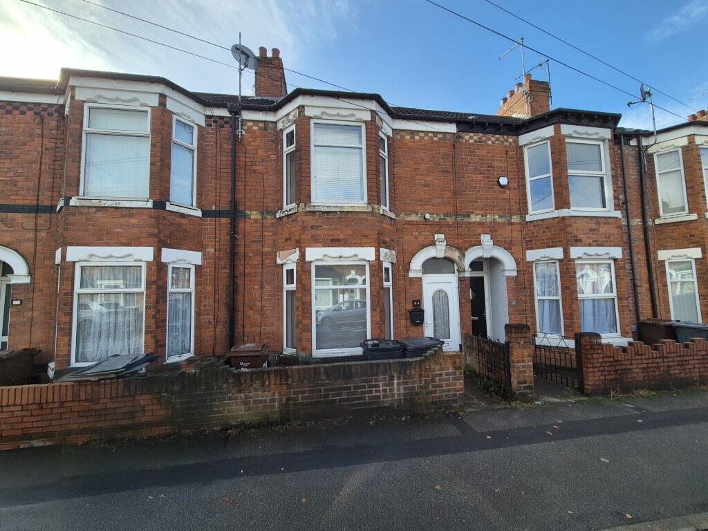 3 Bedroom House - mid terrace for Sale