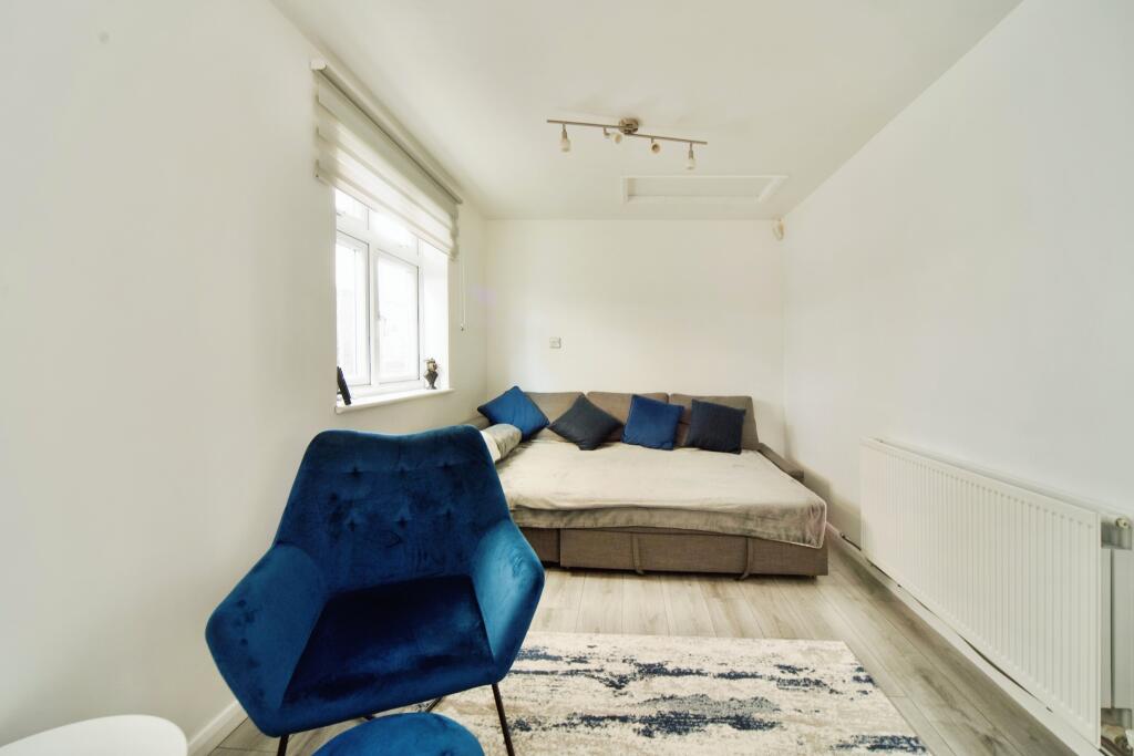 Bed Four / Reception