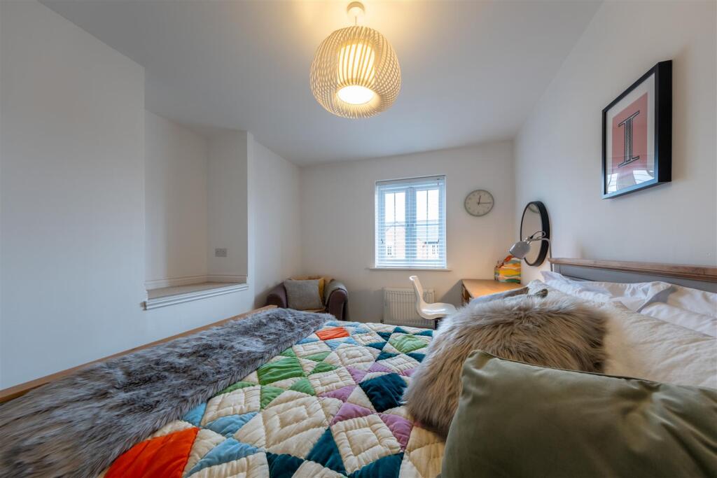 15 Sandford Drive-020.jpg