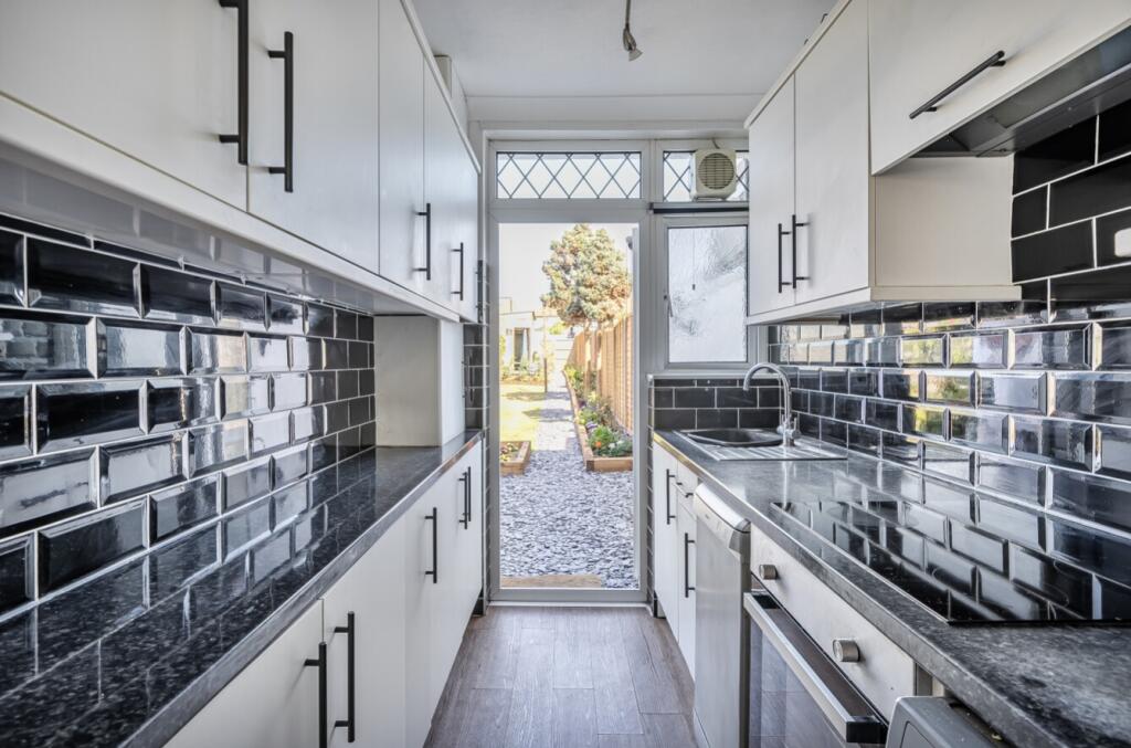 1312665-21-6852dda9d014c