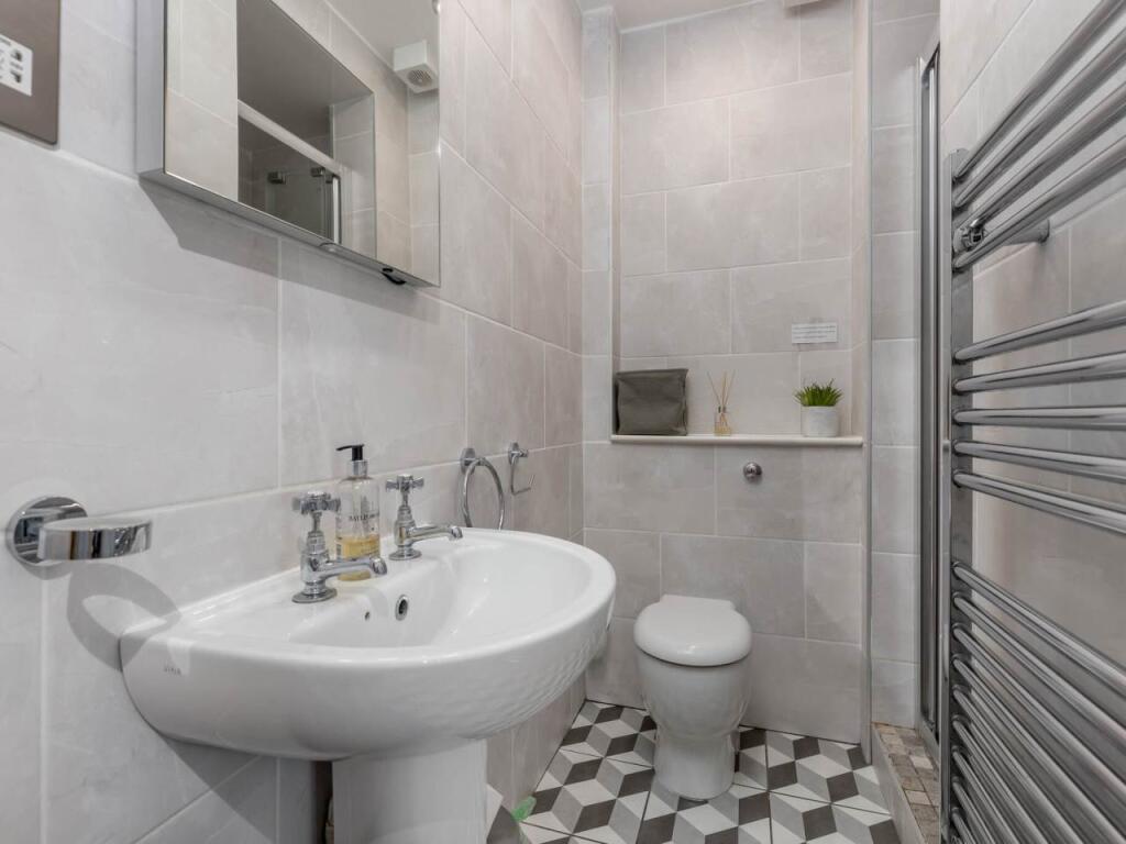 65300_SaxeCoburgSt01