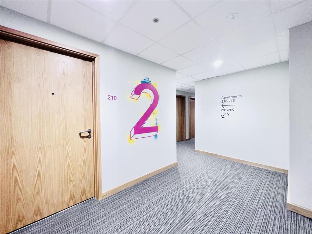 Communal Floor 2.jpeg