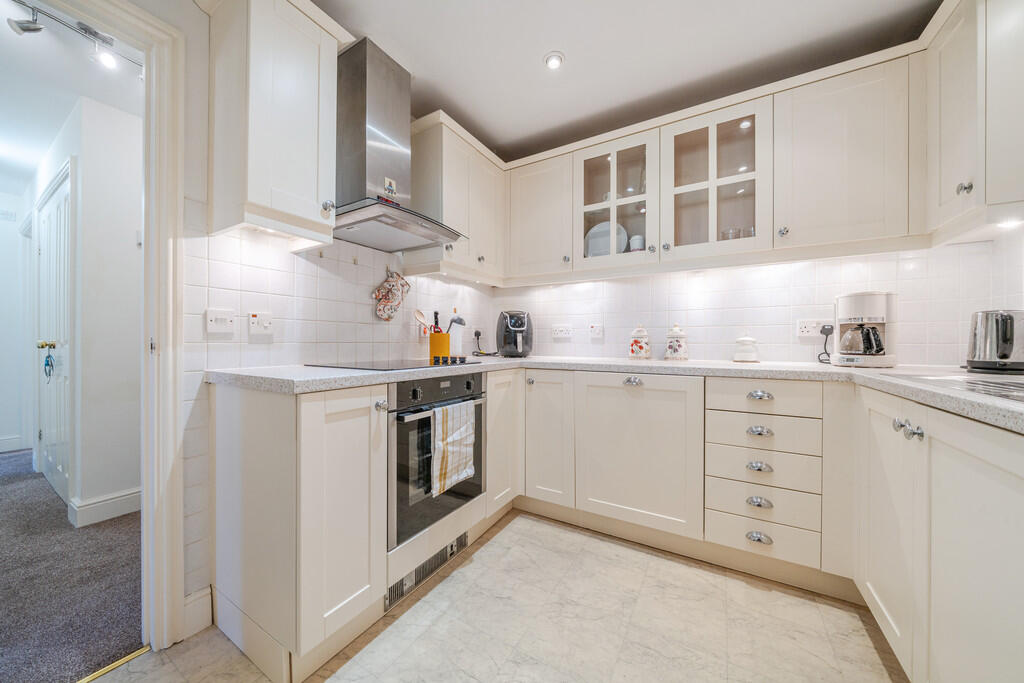 1331358-9-689f166...