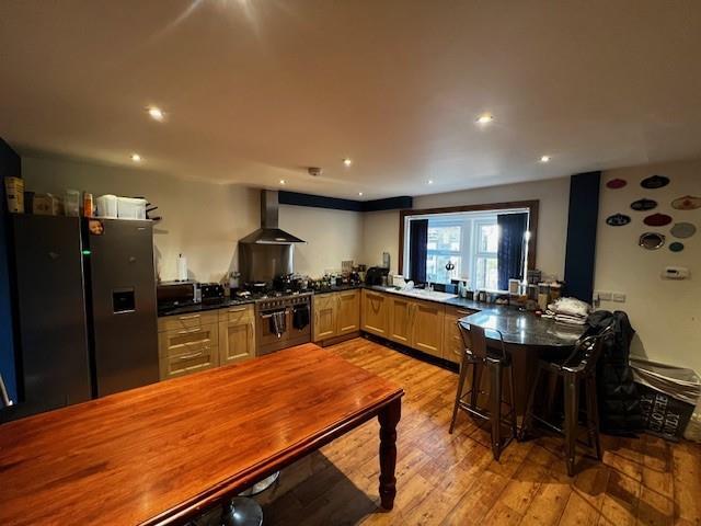 Dining Kitchen