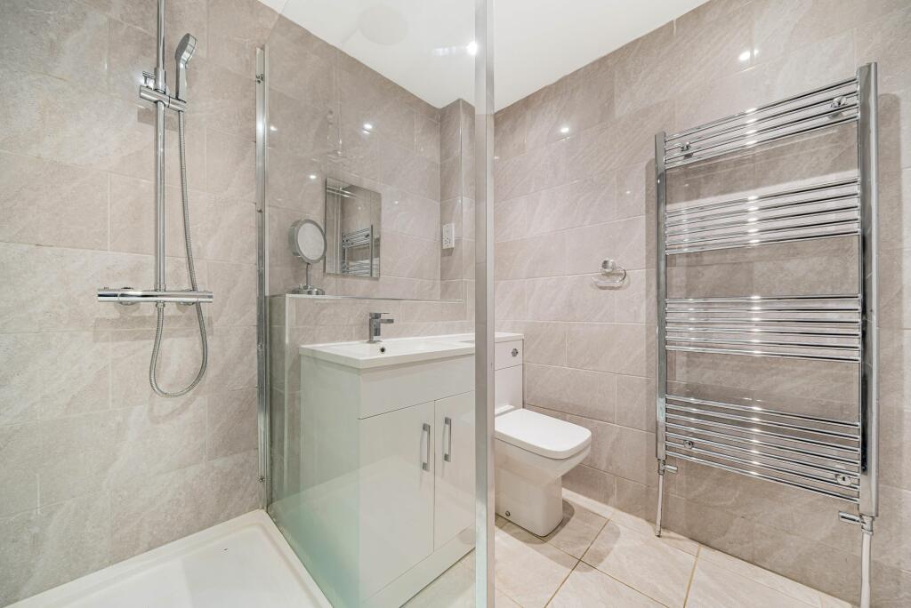 Bathroom (1)