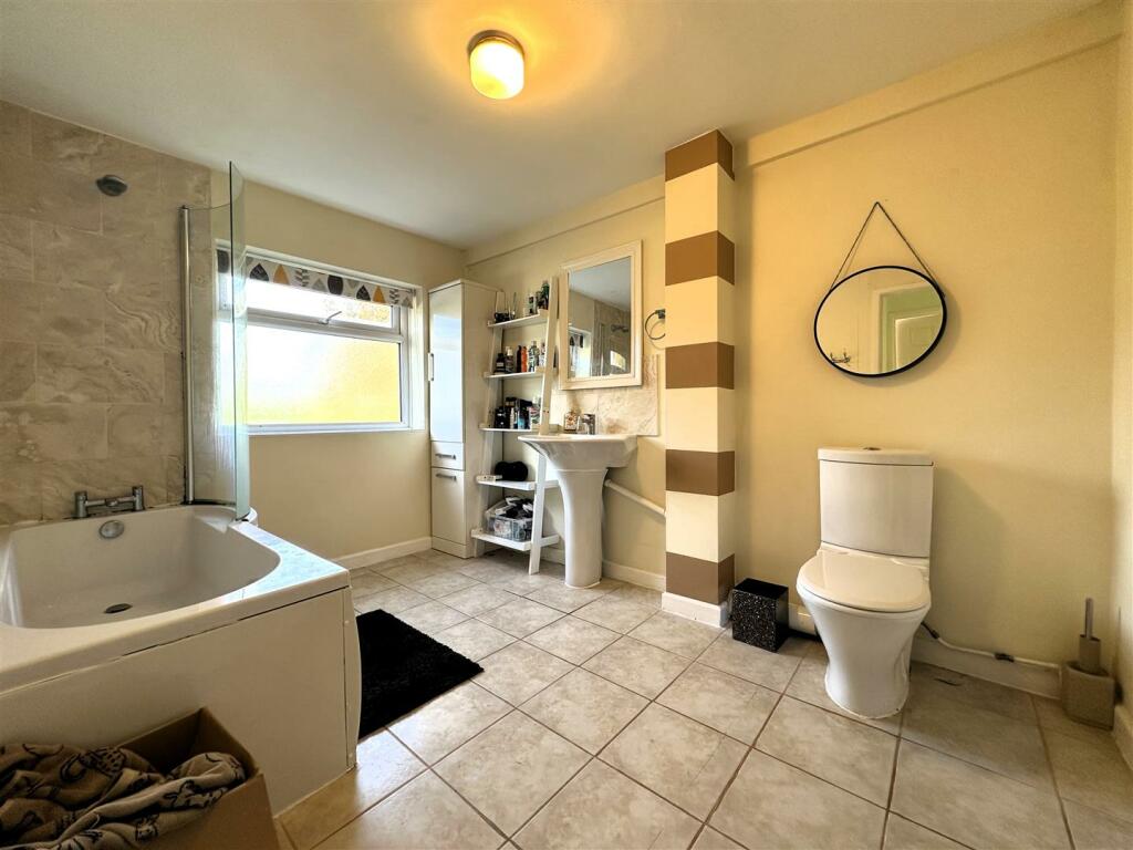Bathroom - First Floor.jpg