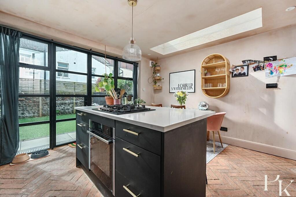 84 Wordsworth Street, BN3 (19).jpg