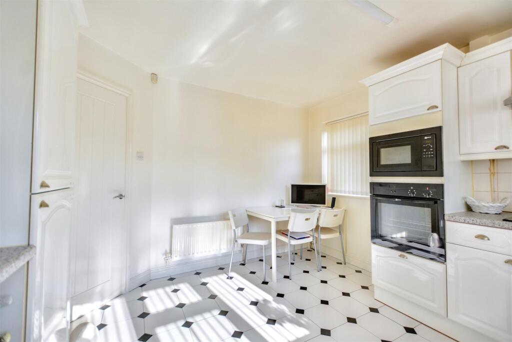 Kitchen Diner_4.jpeg