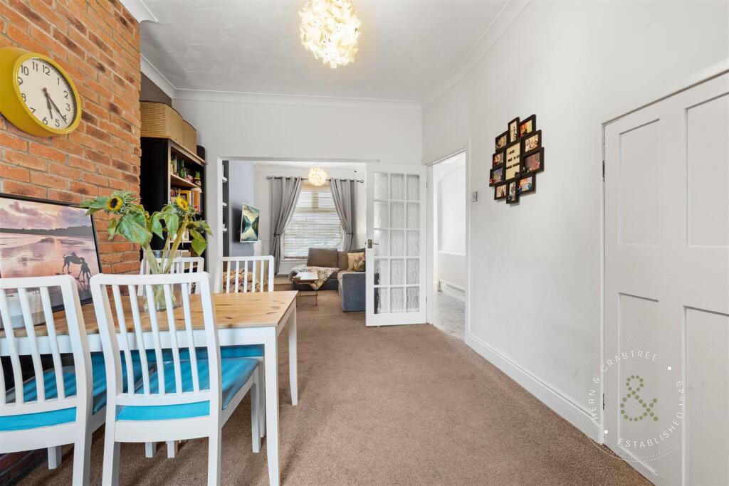 Treharris Street (7).jpg