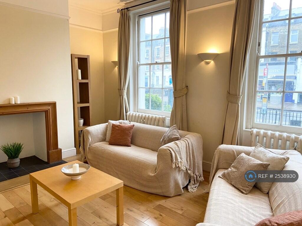 Open Plan Lounge View 2