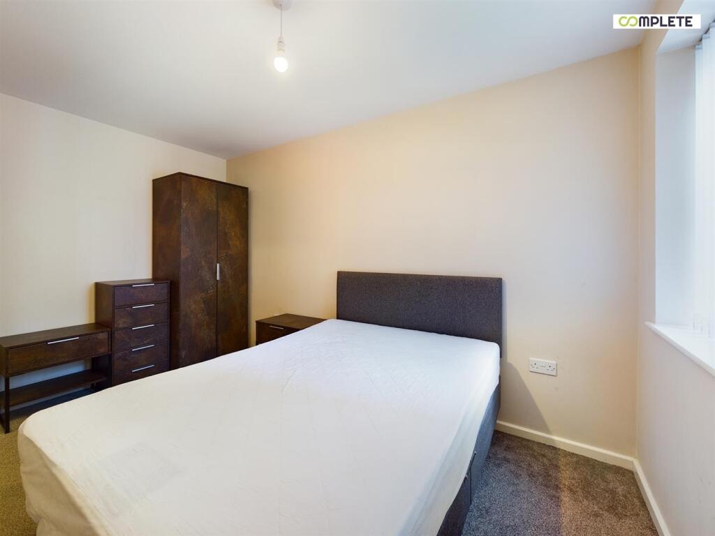 CAM01231G0-PR0029-STILL005