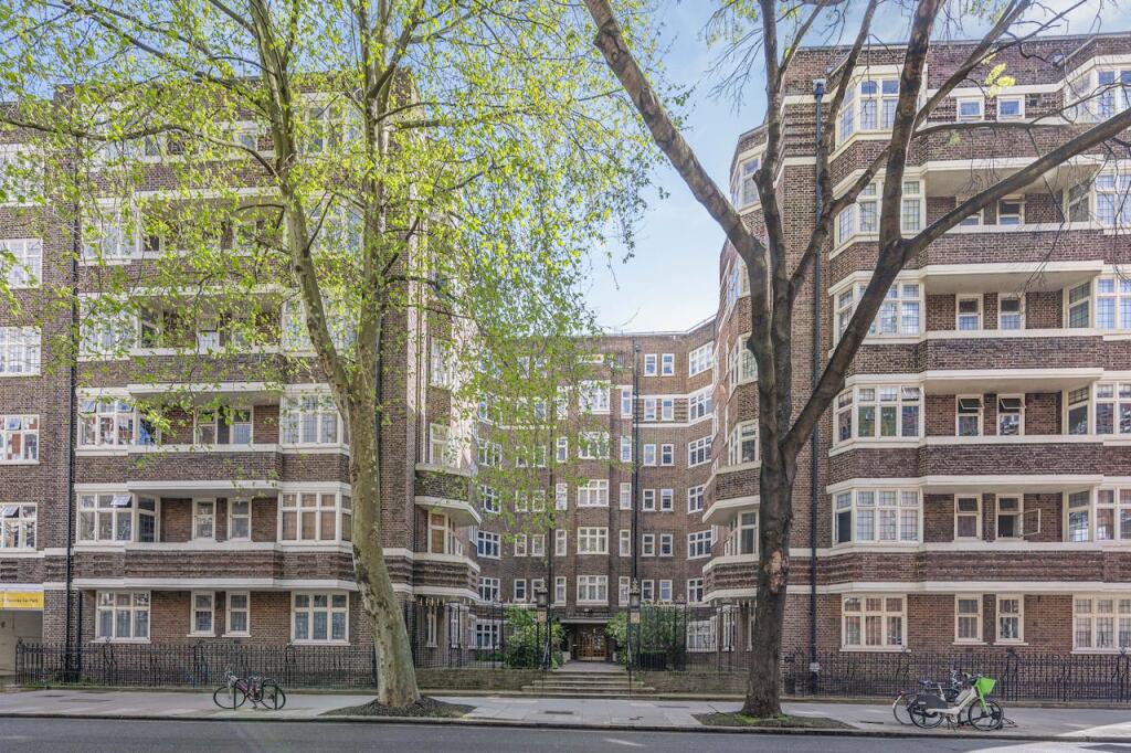 Daniel_Watney_Flat_36_Clare_Court__Judd_Street__