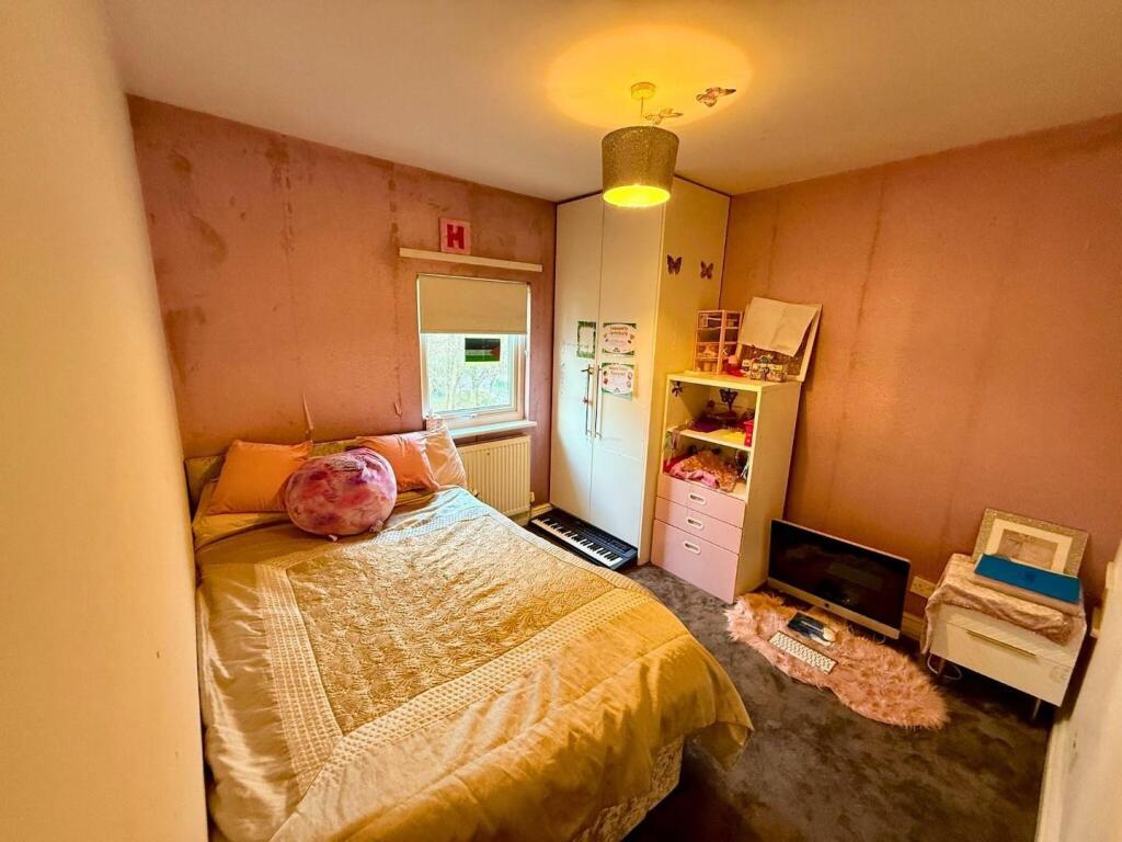 Second bedroom
