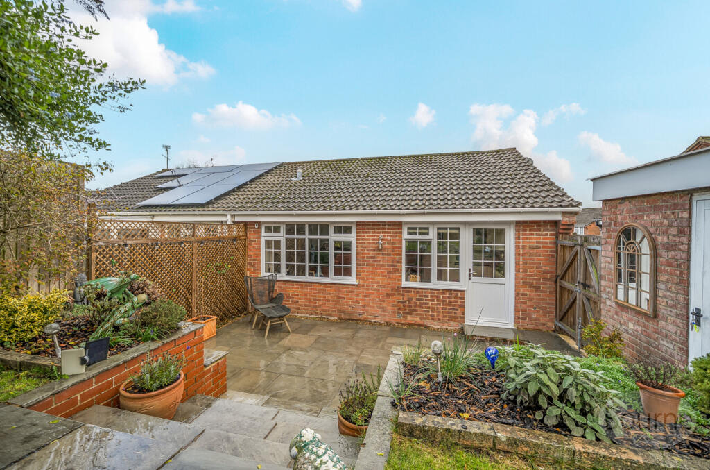 4f078746-4664-4be...