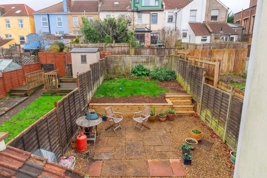 0S6RBN - External G.jpg