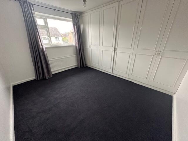 Large Front Bed 1