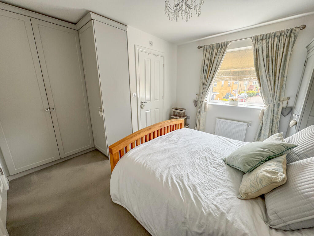 bed 1 2