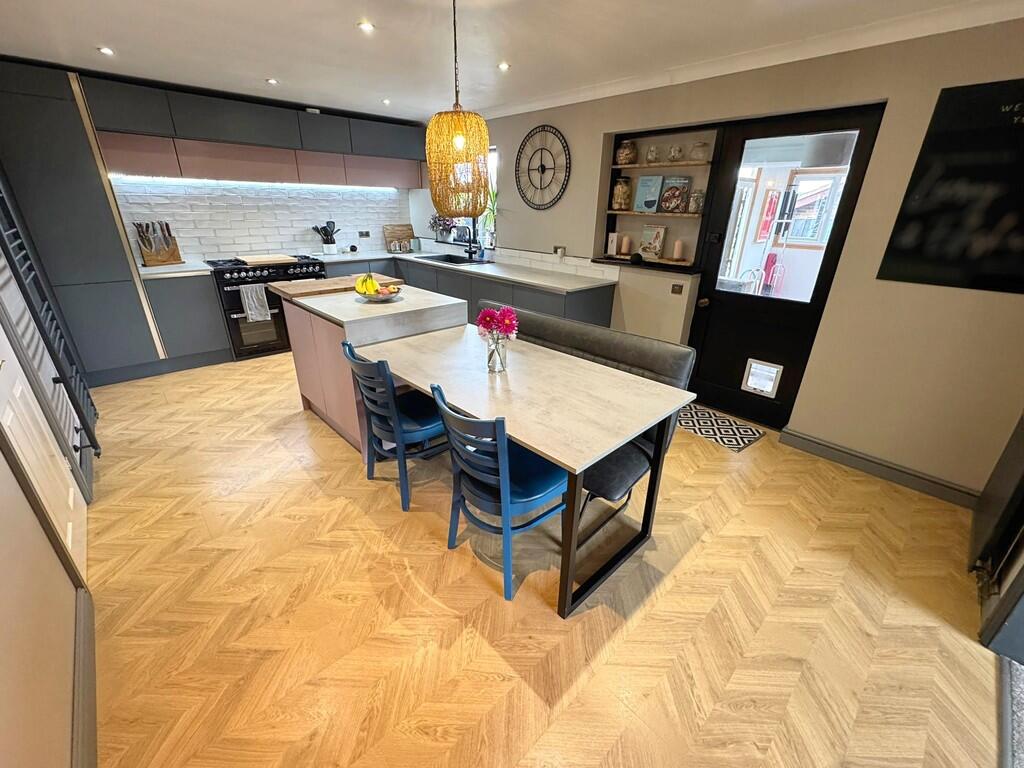 Dining Kitchen