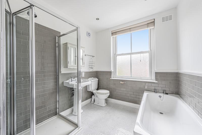 60cc71f8f3677-t-738478 (13).jpg