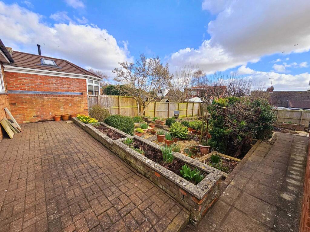 cd5e903f-83de-48e2-8814-7bb128ca99ec